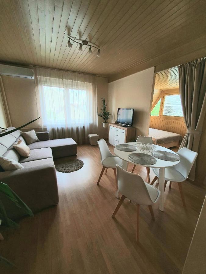 Apartman Ilike Balatonfured Ngoại thất bức ảnh