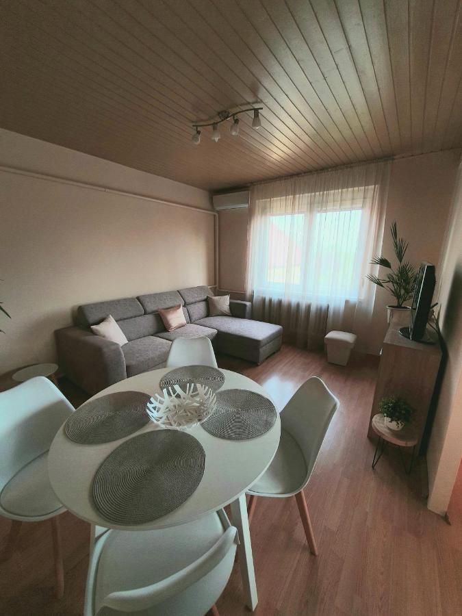 Apartman Ilike Balatonfured Ngoại thất bức ảnh
