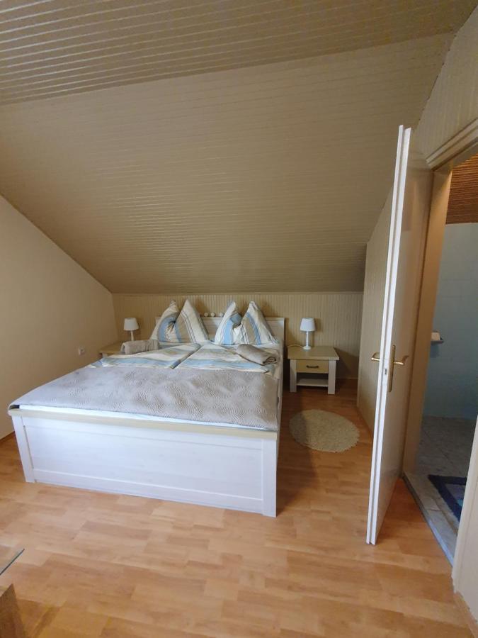 Apartman Ilike Balatonfured Ngoại thất bức ảnh