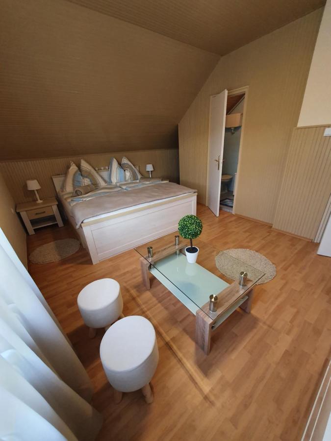 Apartman Ilike Balatonfured Ngoại thất bức ảnh